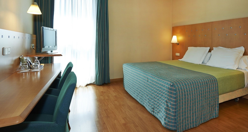 Hotel Nh Porta De Barcelona
