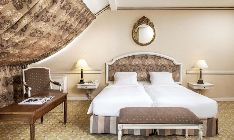 Hotel Nh Rex