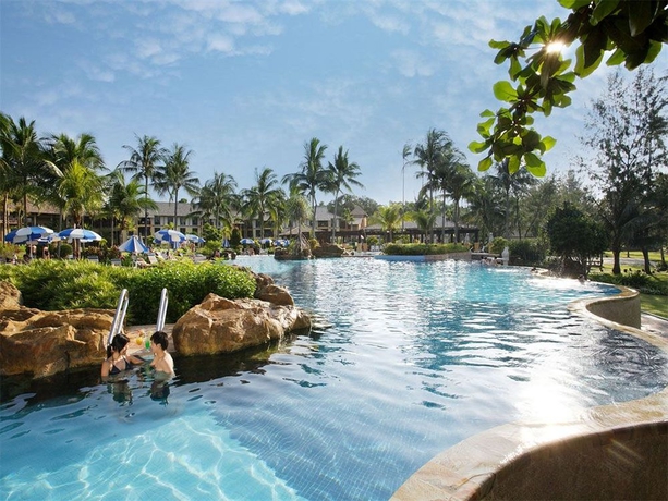 Hotel Nirwana Gardens Resort