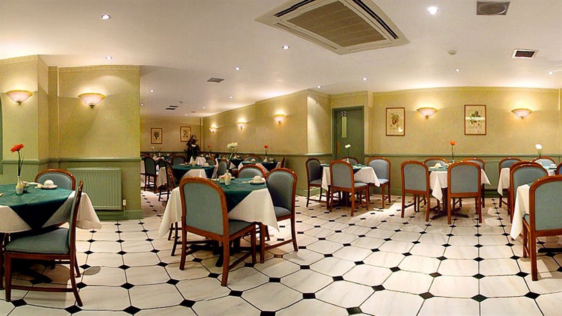 Hotel Norfolk Plaza