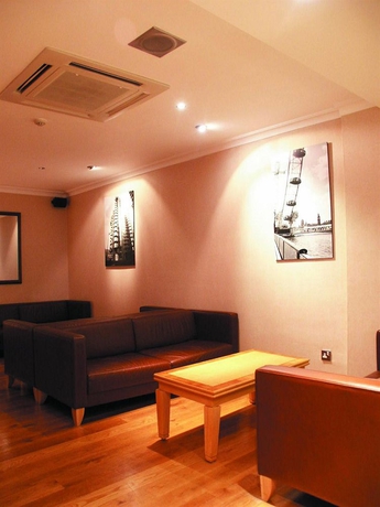 Hotel Norfolk Plaza