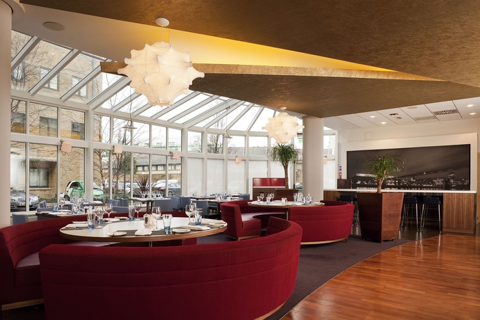 Hotel Novotel London City South
