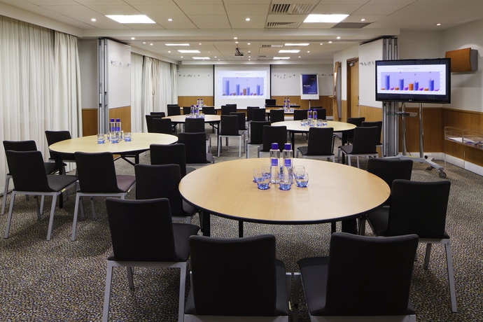 Hotel Novotel London City South