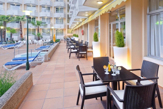 Hotel Oasis Tossa