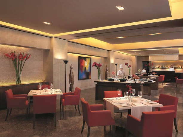Hotel Oberoi Towers