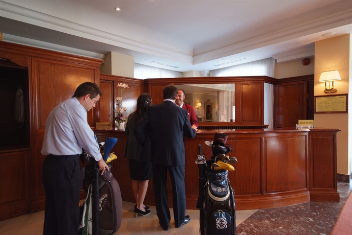 Hotel Occidental Hoyuela