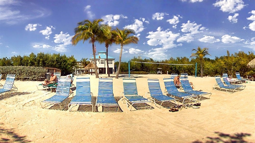 Hotel Ocean Pointe Suites