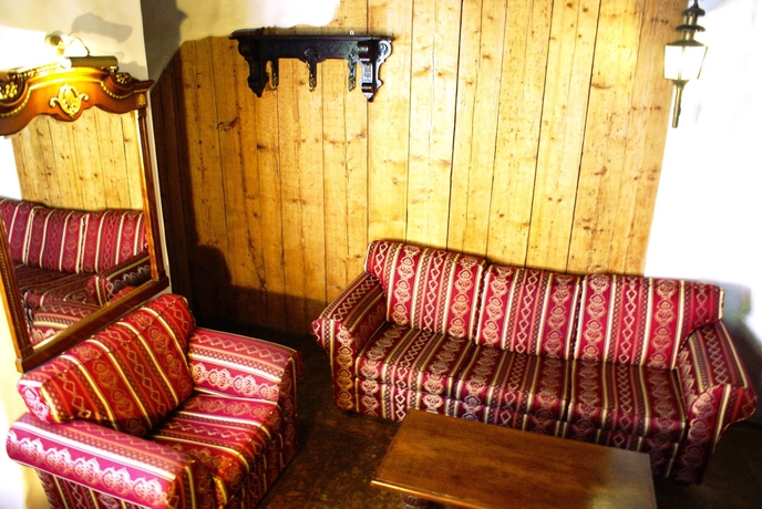 Hotel Olevi Residents
