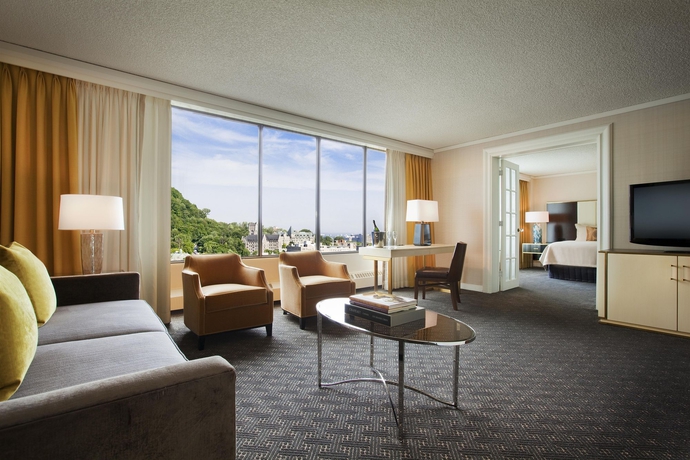 Hotel Omni Mont-Royal