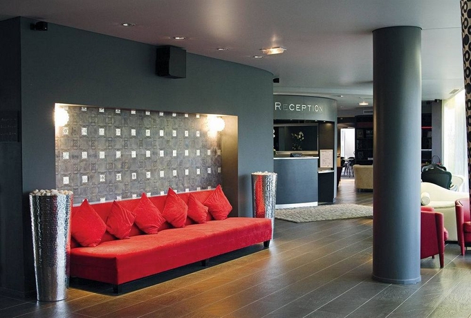 Hotel OnlySuites Paris CDG
