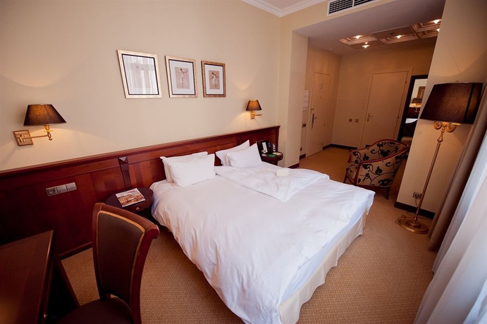Hotel Opera 