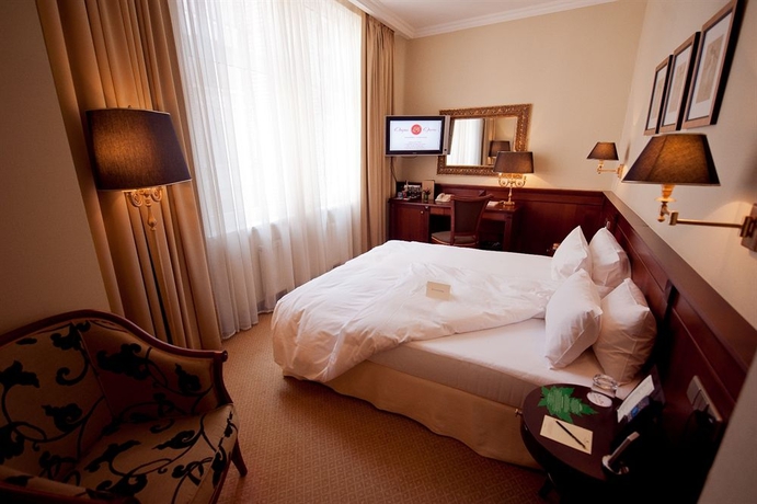 Hotel Opera 