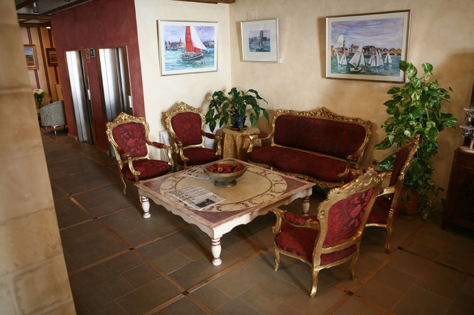 Hotel PALACIO DE LOS SALCEDO