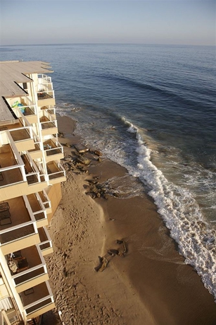 Hotel Pacific Edge