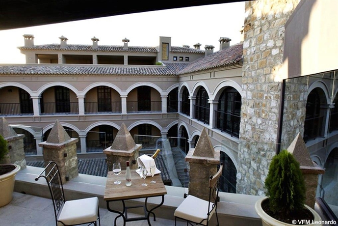 Hotel Palacio De Mengibar