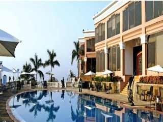 Hotel Palms