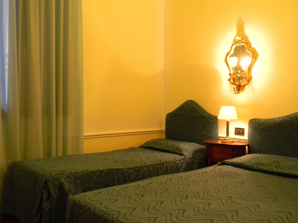 Hotel Pantalon