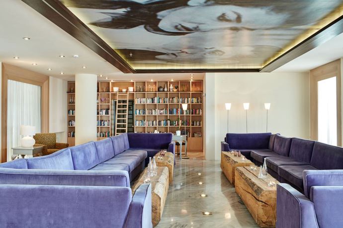 Hotel Pantheon Palace