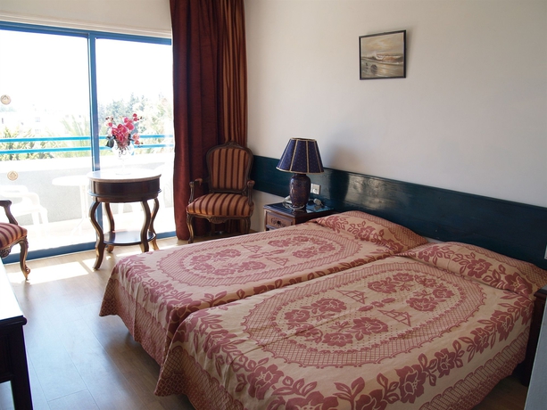 Hotel Paphiessa