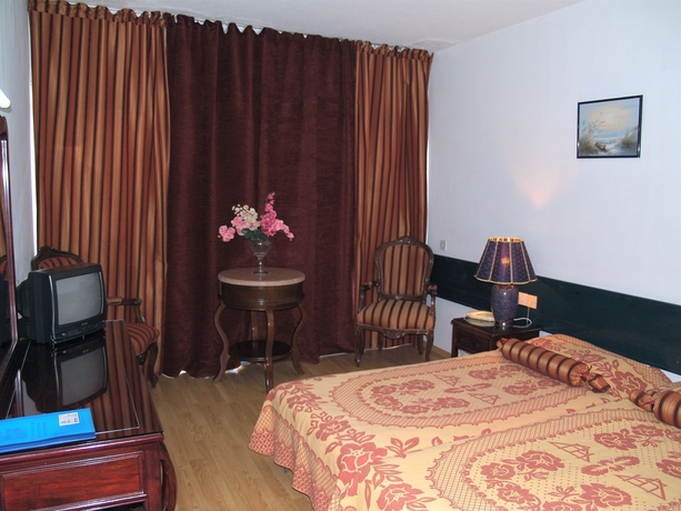Hotel Paphiessa