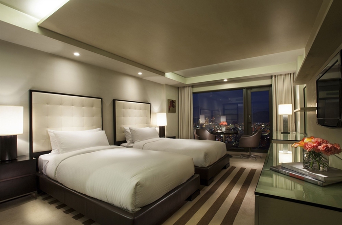 Paradise Hotel