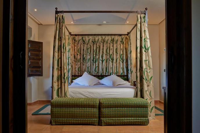 Hotel Parador Del Rey Católico