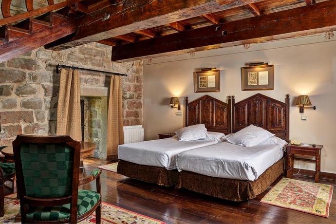 Hotel Parador Oliete