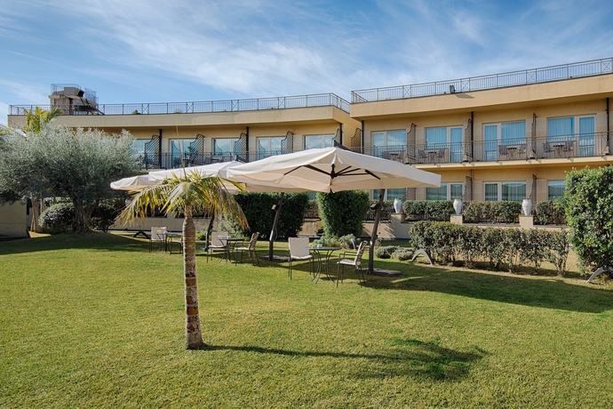 Hotel Parco Degli Aragonesi