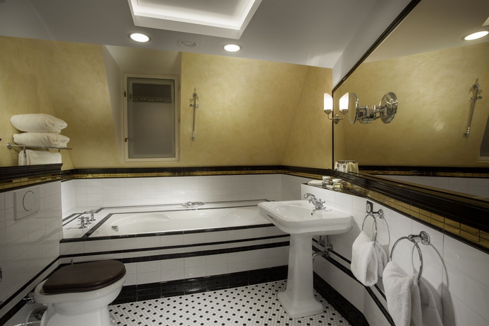 Hotel Paris
