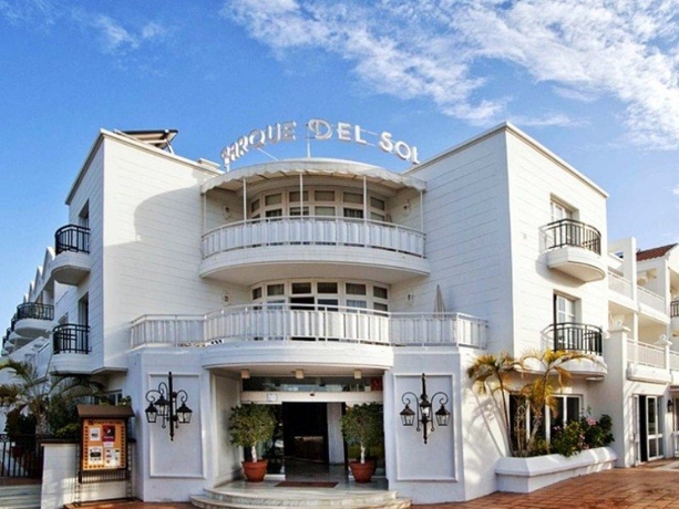 Hotel Parque Del Sol