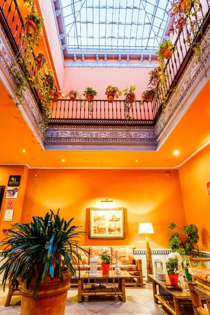 Hotel Patio De La Alameda
