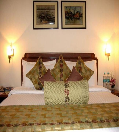 Hotel Peerless Inn