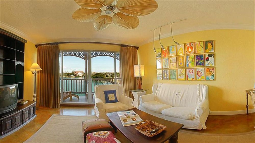Hotel Pelican Bay At Lucaya