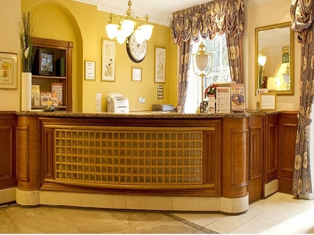 Hotel Pembridge Palace