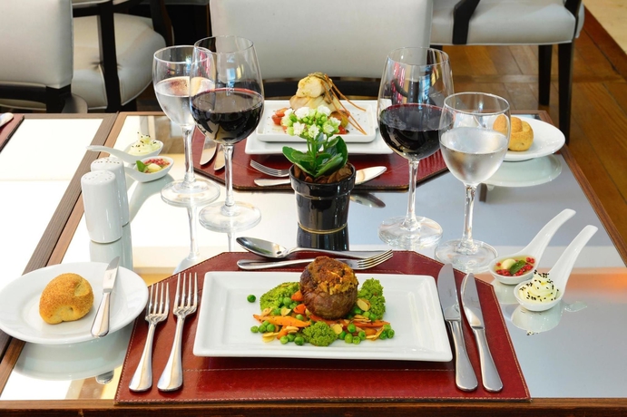 Hotel Pestana Curitiba