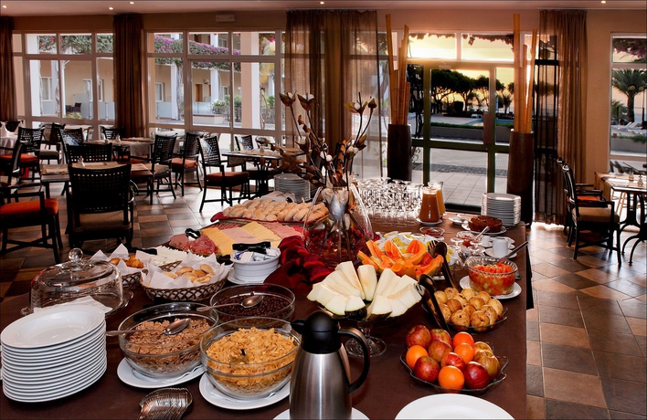 Hotel Pestana Tropico