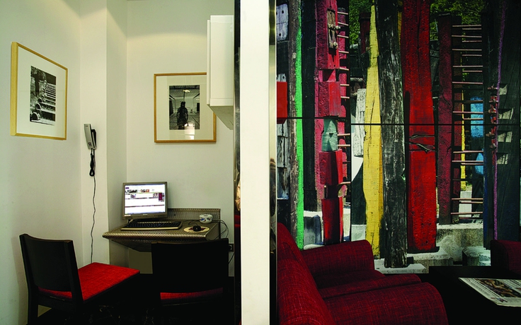 Hotel Petit Palace Germanias