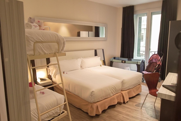 Hotel Petit Palace Italia