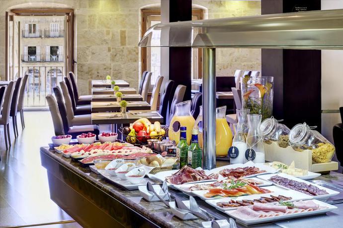 Hotel Petit Palace las Torres