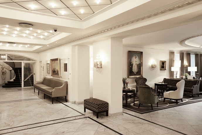Hotel Phoenix