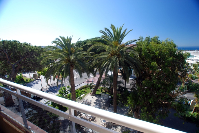 Hotel Planas