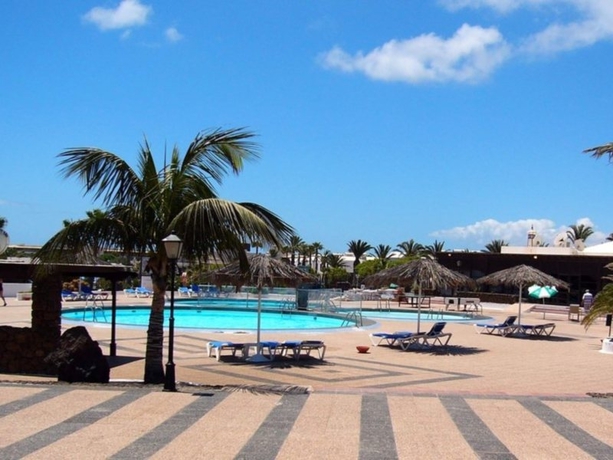 Hotel Playa Limones
