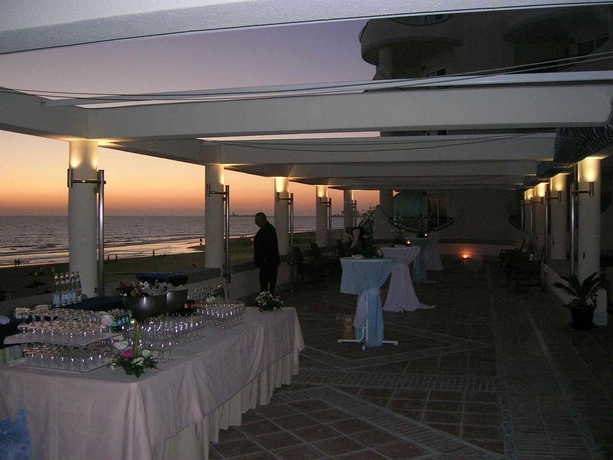 Hotel Playa Victoria