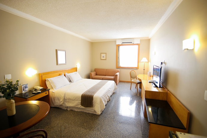 Hotel Plaza Inn Master
