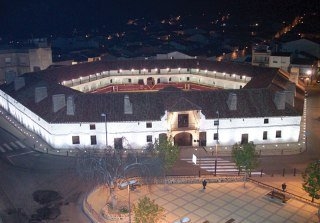 Hotel Plaza de Toros de Almaden
