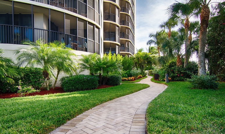 Hotel Pointe Estero