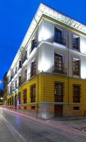 Hotel Portago Suites
