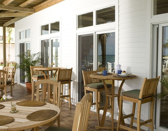 Hotel Powell Pointe Resort