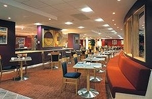 Hotel Premier Inn Heathrow Airport (M4/J4)