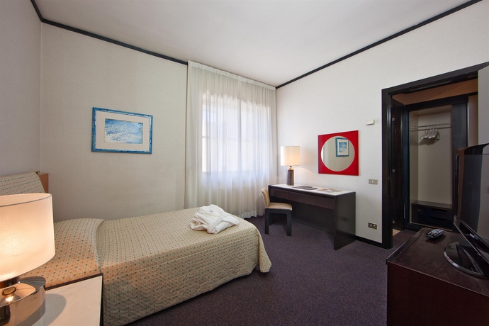 Hotel President